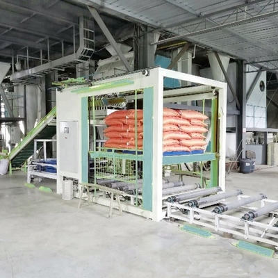 Convogliatore di impilazione di sacchi palletizzatore per sacchi per mangimi per animali Velocità di impilazione 600-800 sacchi/ora